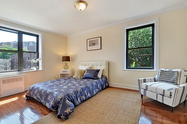 Sold by Corcoran | media 8