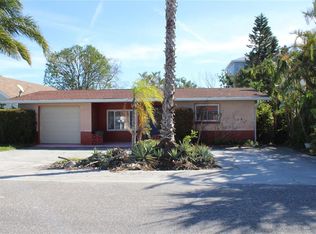 215 176th Terrace Dr E, Redington Shores, FL 33708