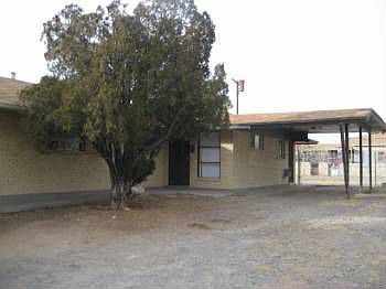 4th image of 3819 Flory Ave