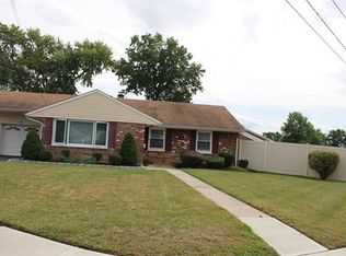 32 Gurley Rd, Edison, NJ 08817