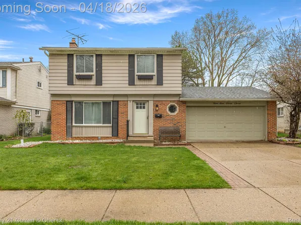 9133 Tavistock Dr, Plymouth, MI 48170