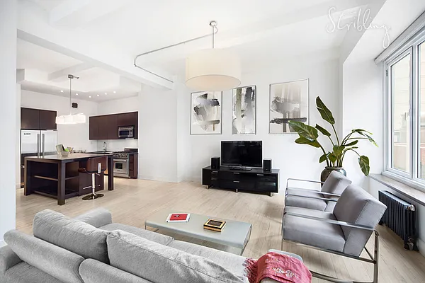 Sold by Stribling | media 14