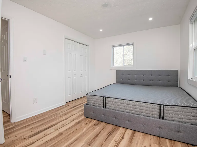 121 Ida Hertzler Ln — Photo 7
