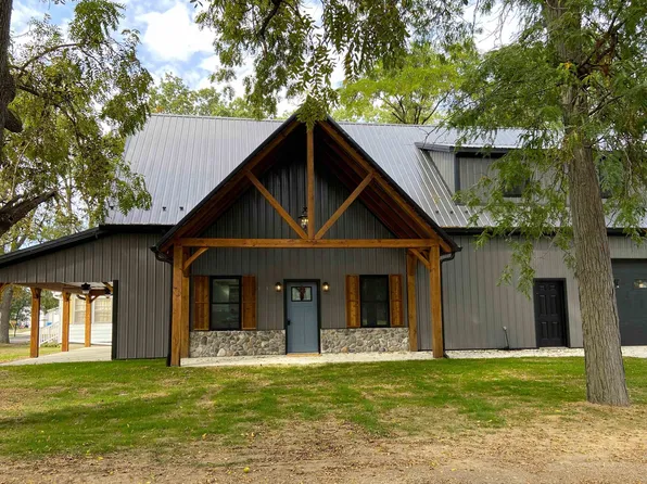 210 Prado St, Culver, IN 46511