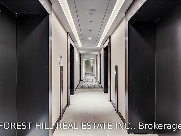 3rd image of 2221 Yonge St #4505