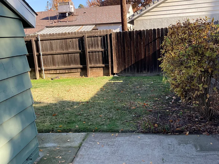 5283 Moddison Ave — Photo 15