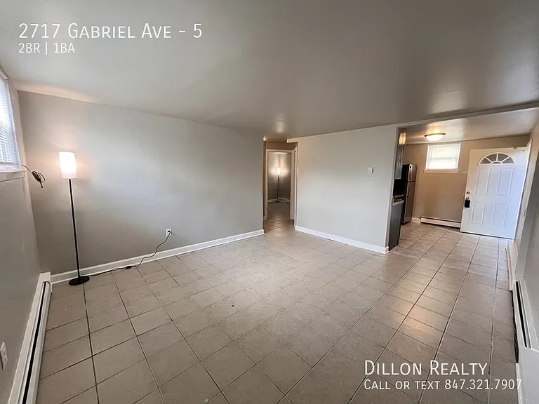 2717 Gabriel Ave #5 — Photo 3