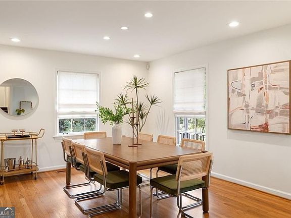 4th image of 176 E Parkwood Rd