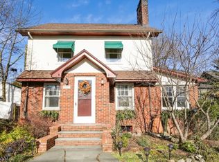 254 Watchung Ave, Glen Ridge, NJ 07028