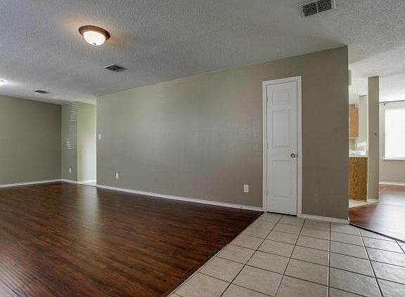 4th image of 3805 Kathryn Way