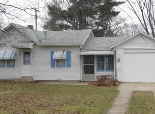 414 Wilson Ave, Machesney Park, IL 61115