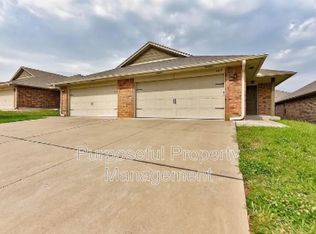 4313 Edinburg Way, Del City, OK 73115