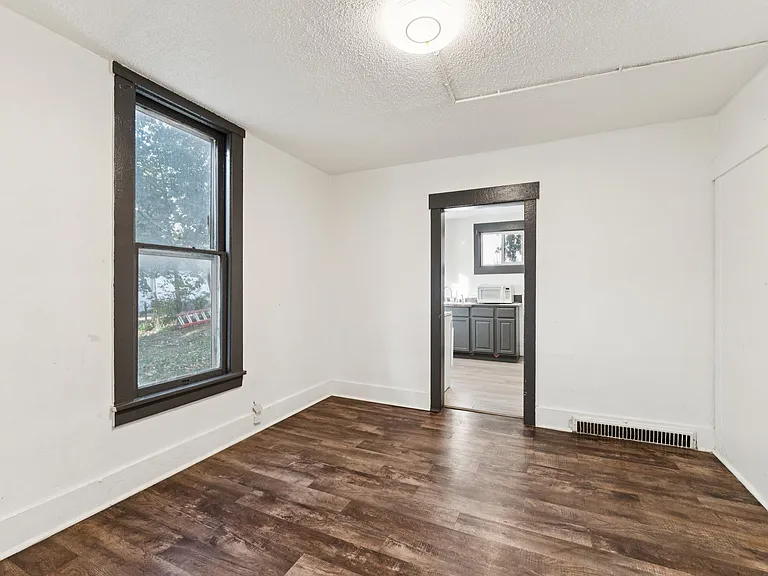 3814 S 24th St #3 — Photo 12