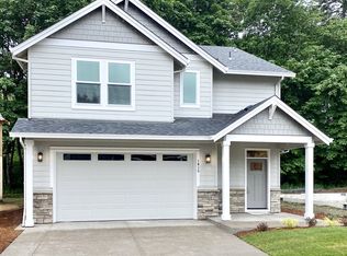 1015 NE 18th Ave, Canby, OR 97013