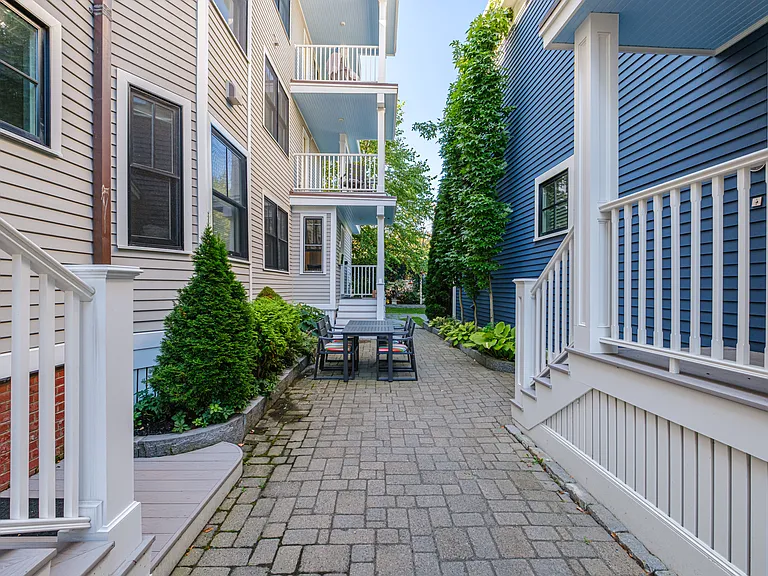 50 Wilmot St #2 — Photo 27