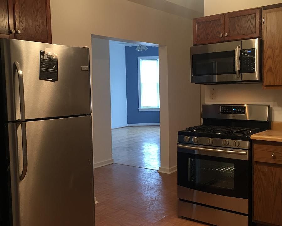 1st image of 3211 W Beach Ave #2F