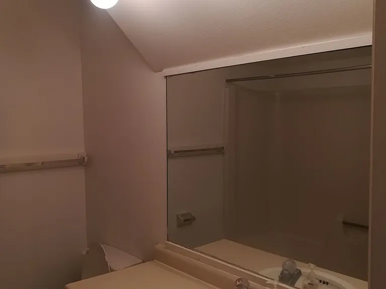 University Park Apartments near Cornell University — Photo 194