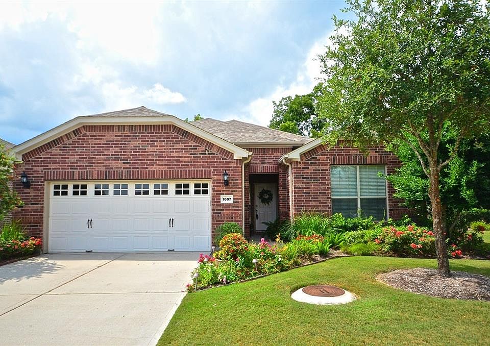 1st image of 1007 Cleistes Ln