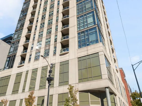 (undisclosed Address), Chicago, IL 60610