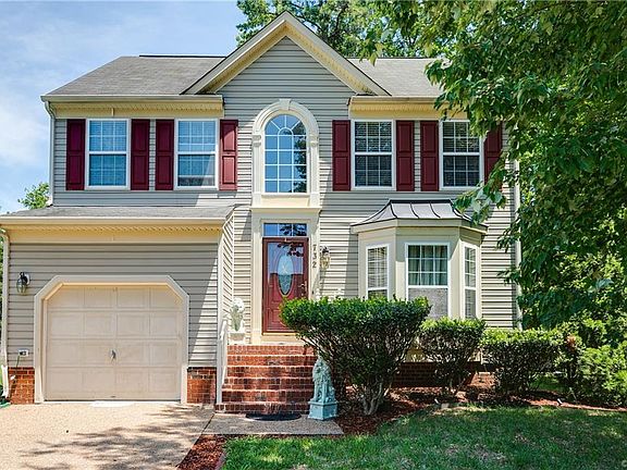 3rd image of 732 Stonemeadow Dr