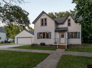 105 1st Ave SE, Mapleton, MN 56065