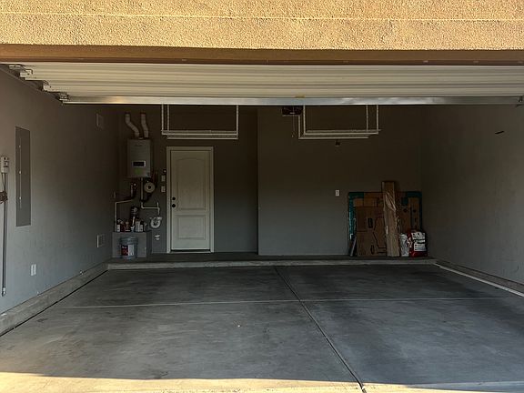 2nd image of 3253 Llano Vista Loop NE