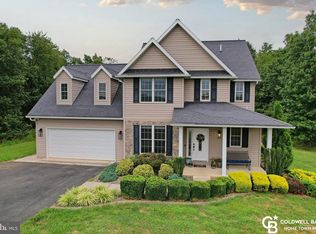194 Meadowland Dr, Ridgeley, WV 26753