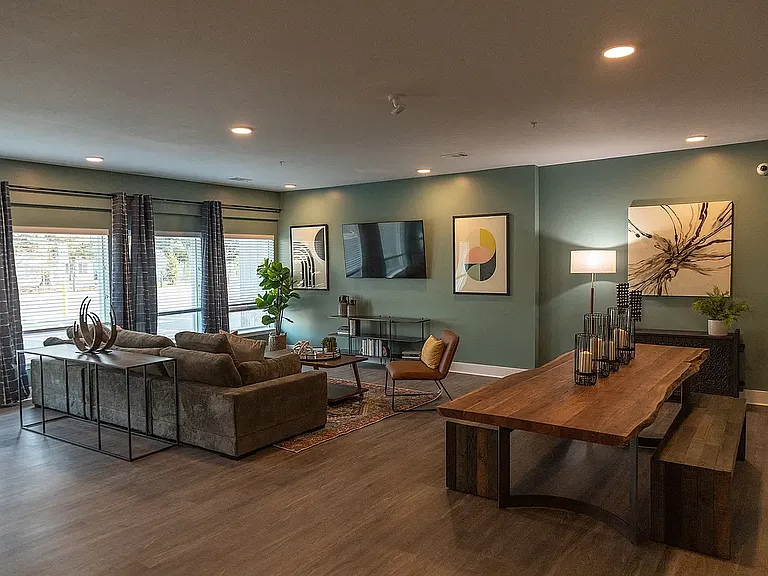 Residences at Hoffman — Photo 29