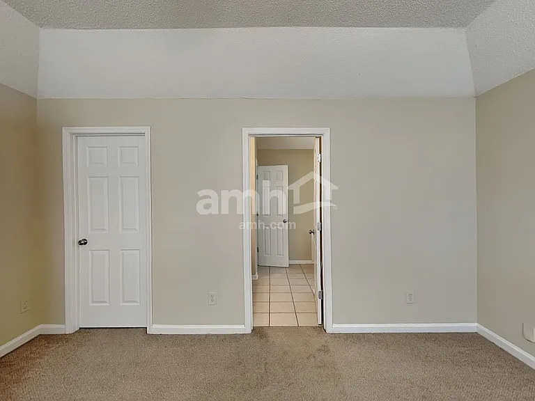 228 Kings Cv — Photo 8