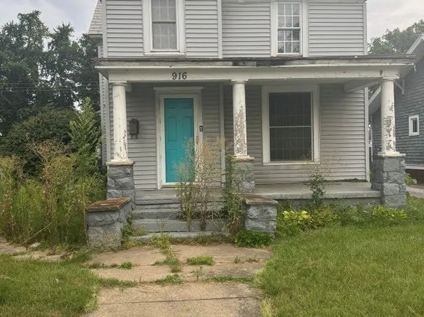 916 E Beardsley Ave, Elkhart, IN 46514