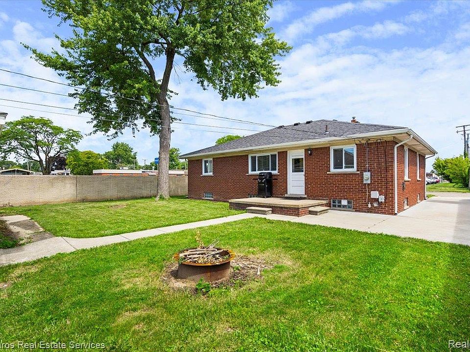 22306 Rosedale St, photo 23