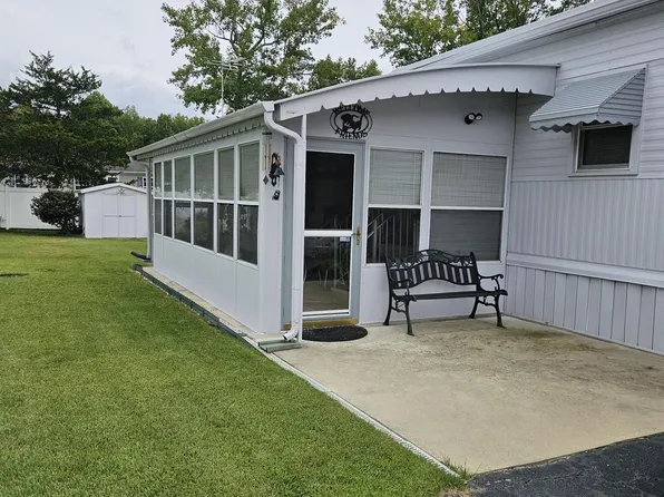 194 Jacobstown New Egypt Rd Trlr 73, Wrightstown, NJ 08562