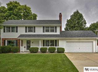 13405 Cedar St, Omaha, NE 68144