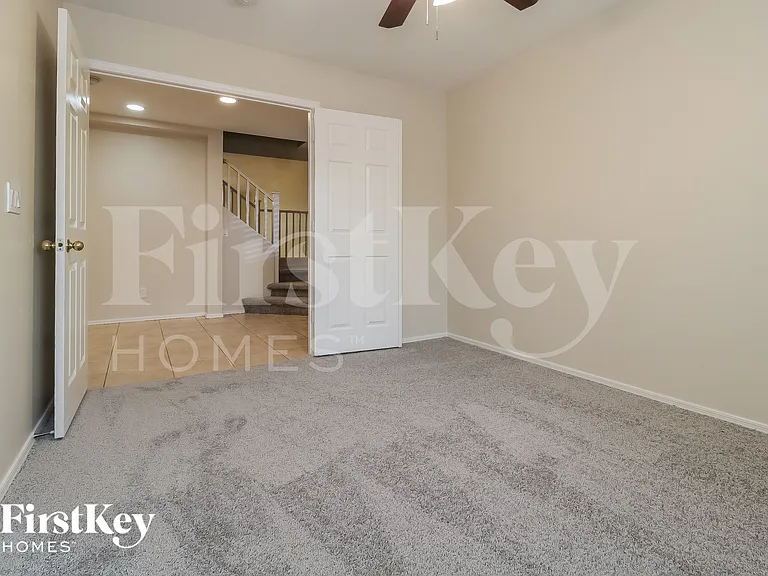 23768 W Desert Bloom St — Photo 12
