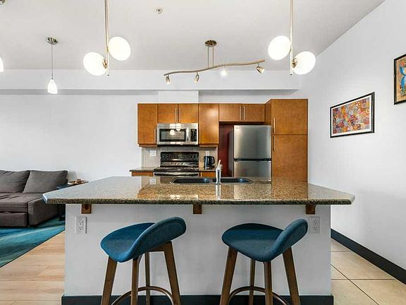 4th image of 2307 E 14th St SW #306