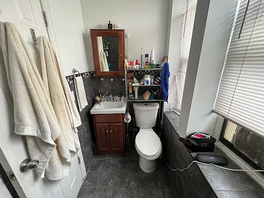 Rented by MySpaceNYC | media 27