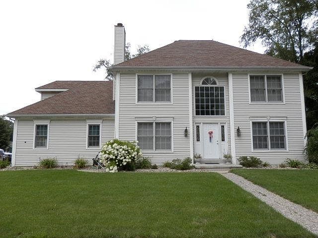 1st image of 3716 Thornridge Dr