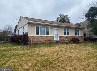1430 Meadowbrook Rd, Feasterville Trevose, PA 19053
