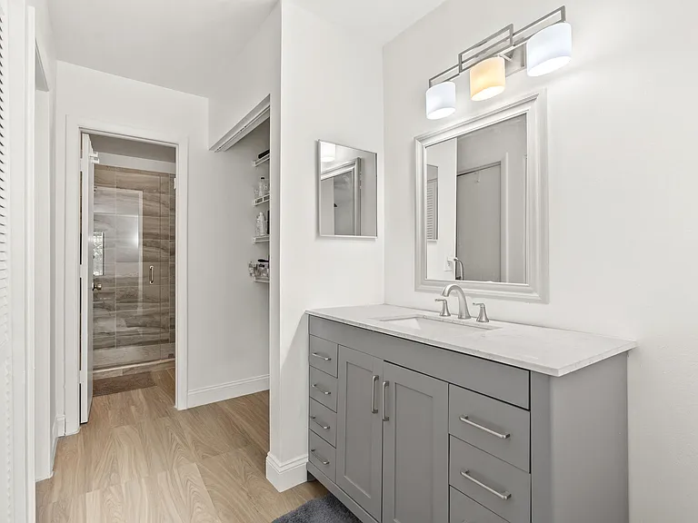 6721 Bridlewood Ct — Photo 18