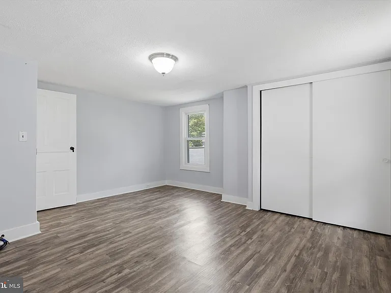 8606 Yellow Springs Rd — Photo 25