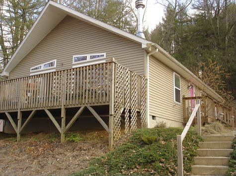 2nd image of 145 Ginger Ln