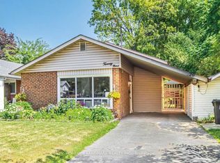 29 Orton Park Rd, Toronto, ON M1G 3G2