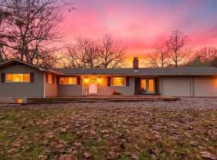 390 Hidden Hill Rd, Mammoth Spring, AR 72554