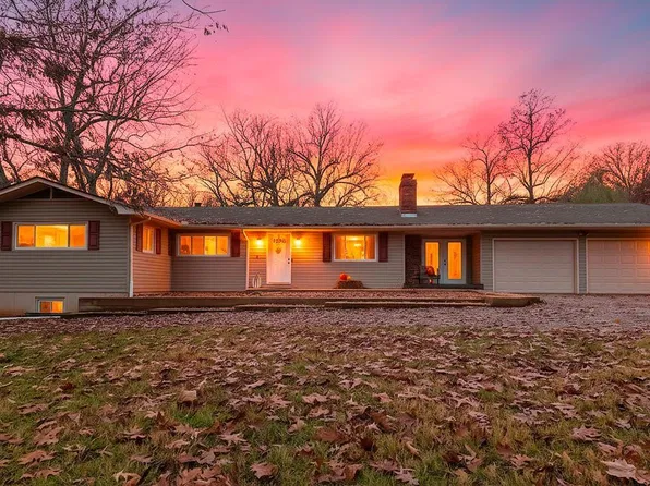 390 Hidden Hill Rd, Mammoth Spring, AR 72554