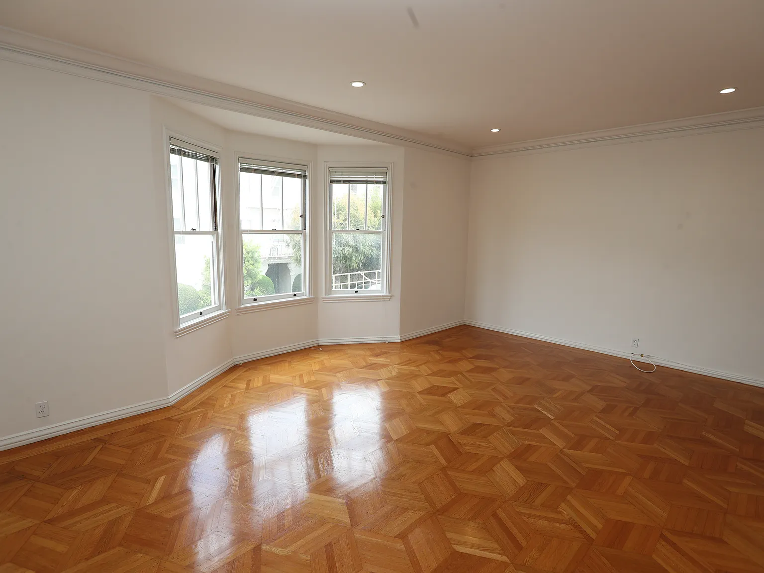 1701 North Point #102 — Photo 3