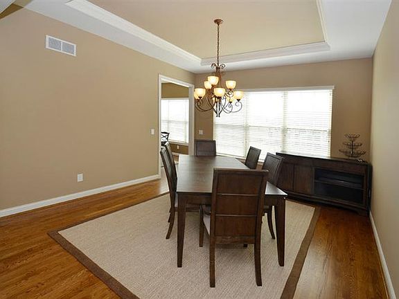 3rd image of 8371 Heather Springs Dr