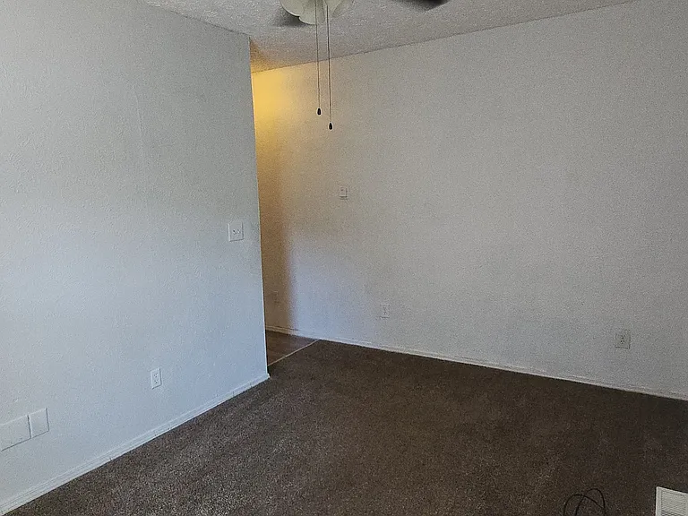 4705 Topper Ave — Photo 12