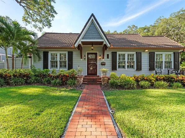 420 Druid Rd W, Clearwater, FL 33756