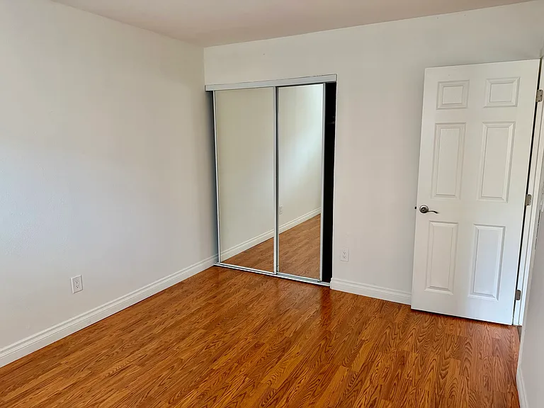 260 Lloyd St #2 — Photo 8