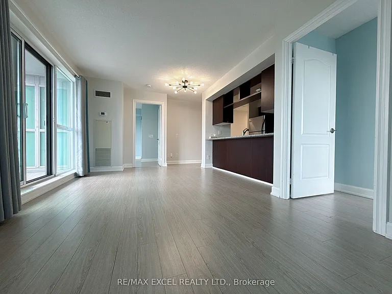 60 Town Centre Ct #1207 — Photo 4